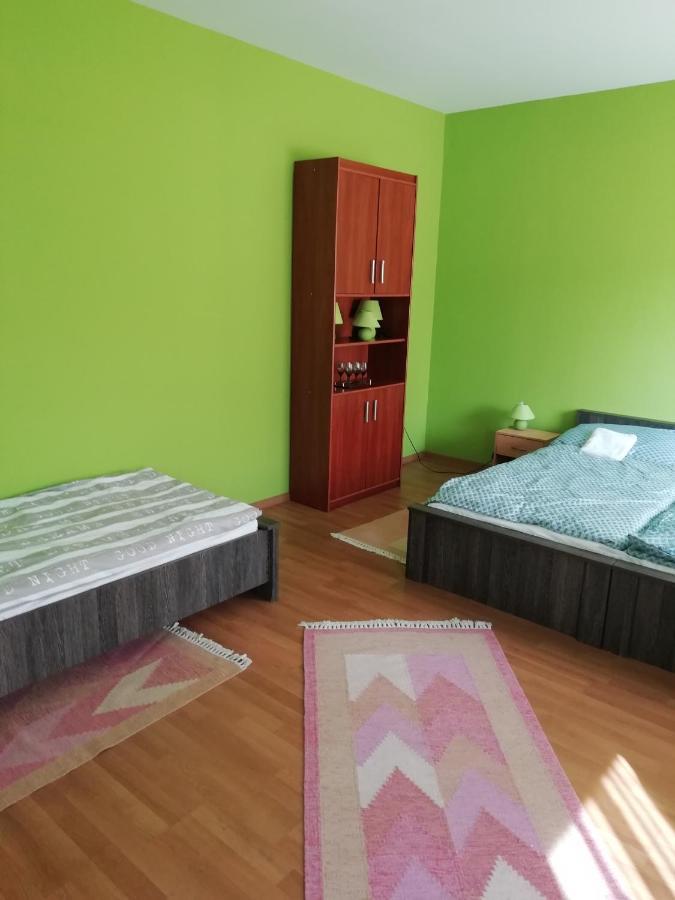 Rokus Apartman Leilighet Szeged Eksteriør bilde